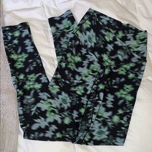 Aerie Green and Black High-Rise Leggings